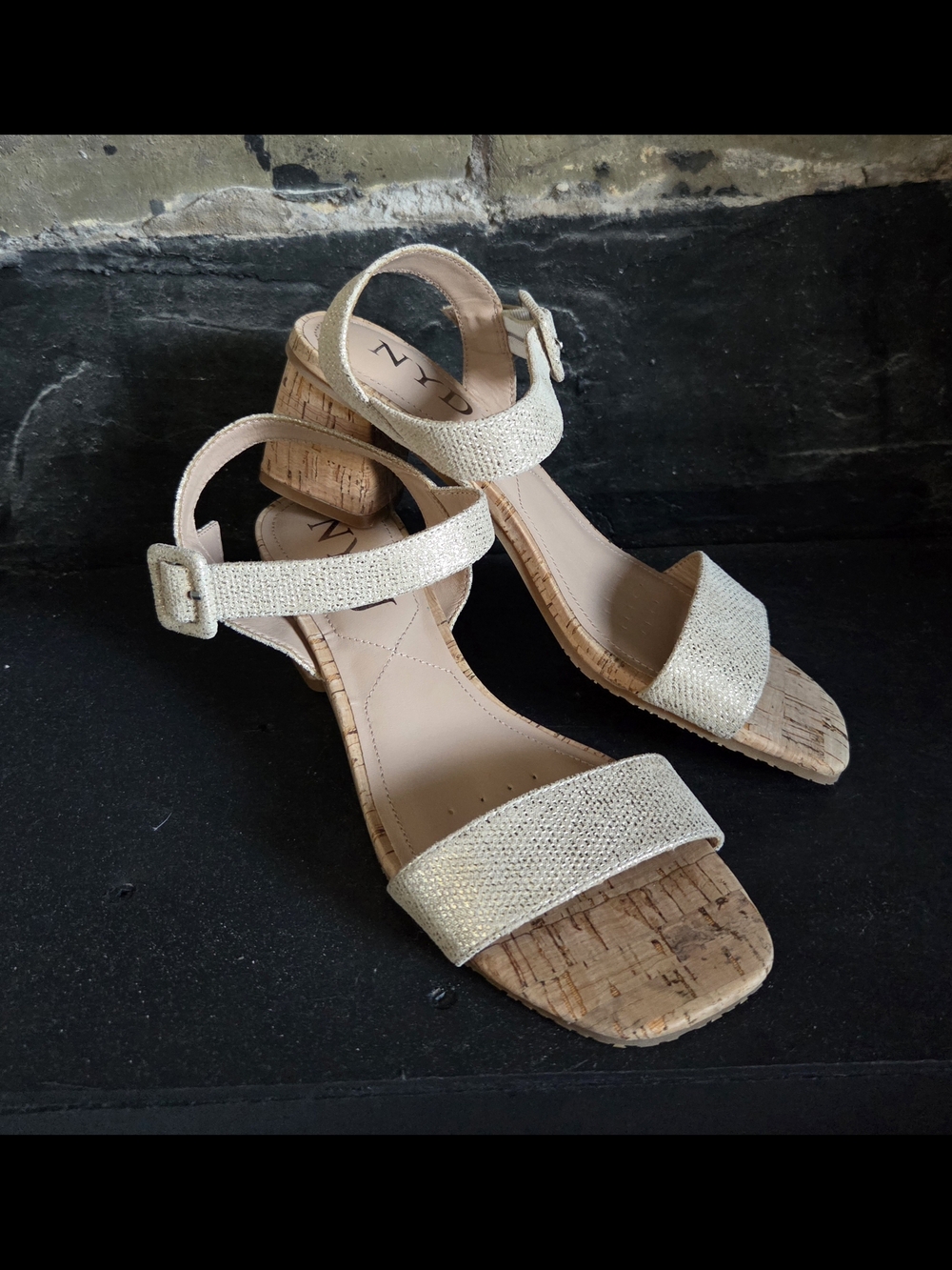 NYDJ Glitter Cork Block Heel Sandals - Gold Size 8